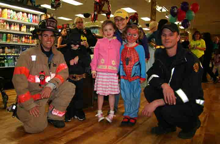 Read more about the article The Grand Food Center Hosts Superhero Day!