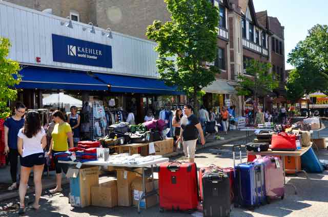 You are currently viewing And What A Weekend it was–2015 Sidewalk Sale and Let Loose on Lincoln-A Block Party